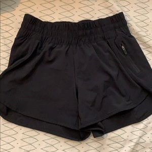 Lululemon hotty hot shorts